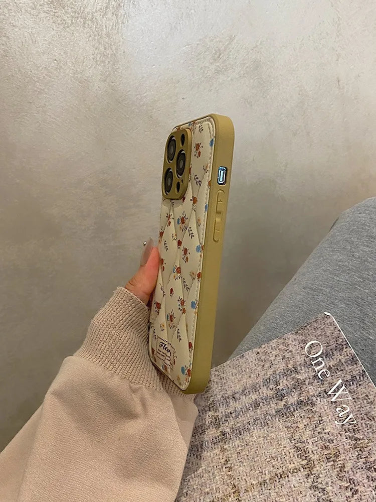 Textured Flowered Case