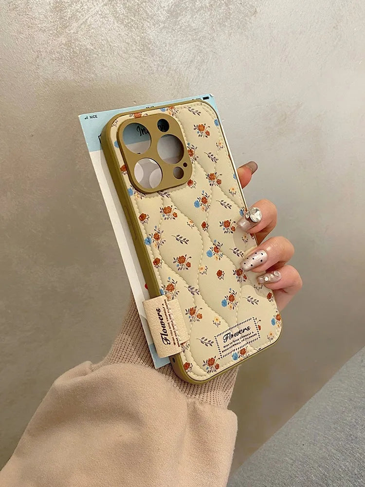Textured Flowered Case